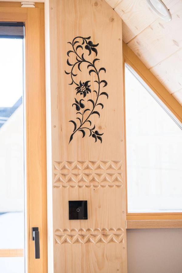 Nad Termami Villa Dzianisz ภายนอก รูปภาพ